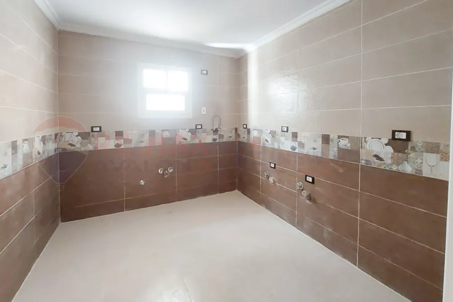 شقة للايجار 166 م سموحة (فالوري انطونيادس)