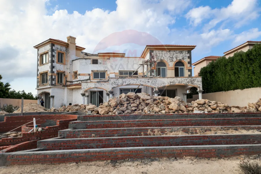 Standalone villa for rent 1250 m King Mariout