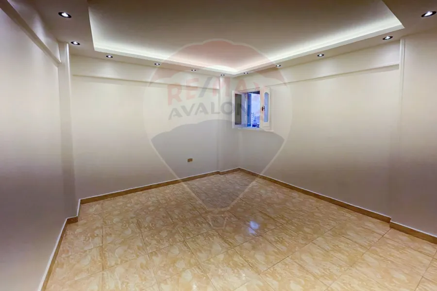 Apartment for rent 135 m Sidi Bishr (branching off Gamal Abdel Nasser Street)