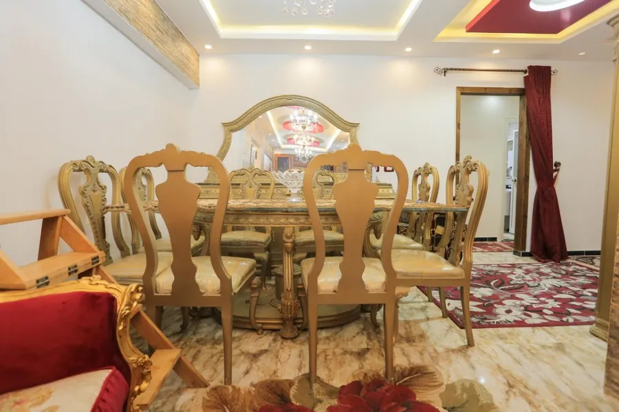 شقة للبيع 140م المندرة بحري -  ثاني نمره من البحر