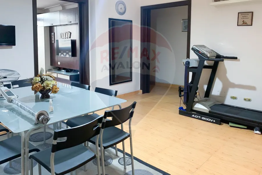 شقة للبيع 205م وابور المياه (مدينة المستقبل)