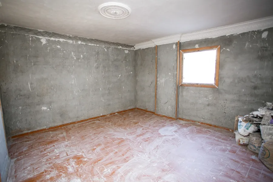 شقة للبيع 135م العجمي (ش البيطاش الرئيسى)