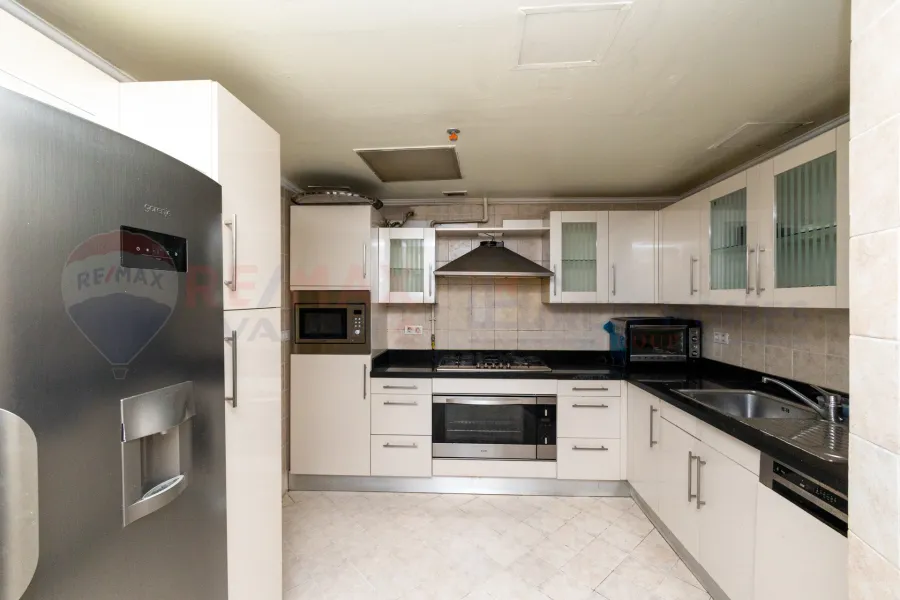 شقة للبيع 298 م سان ستيفانو (الفور سيزون)