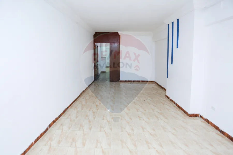 Administrative Apartment for rent 500 m - Jnaklis ( branched From Omar Almokhtar st. )
