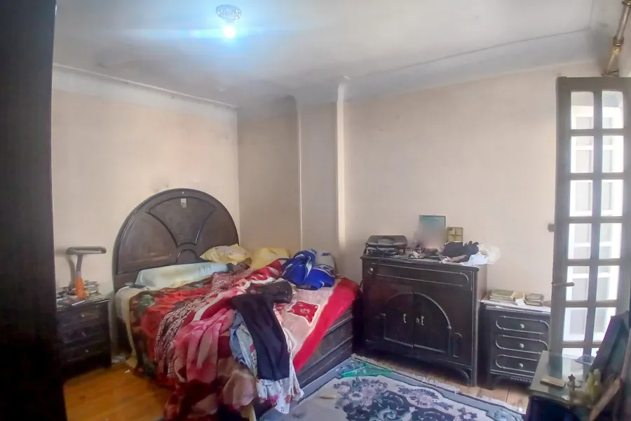 شقة للبيع 130 م سبورتنج (علي الترام - ش  شهاب الدين أبو السنون )