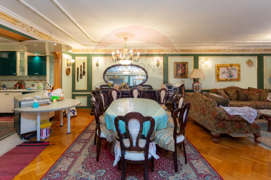 Apartment for sale 319 m Zezinia (Directly on the sea)