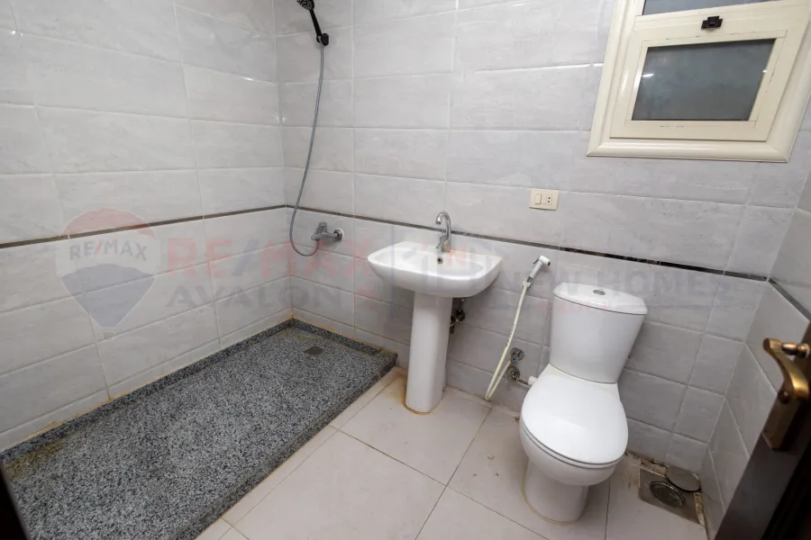 Apartment for rent 175 m Al-Ibrahimia (steps from Sporting Club)