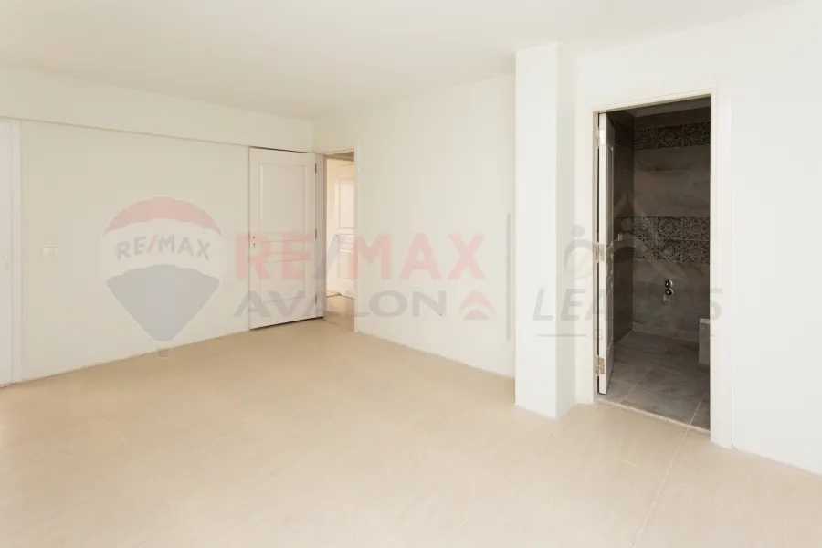 شقة للبيع 167 م الكينج مريوط (كومباوند كينج سيتي)