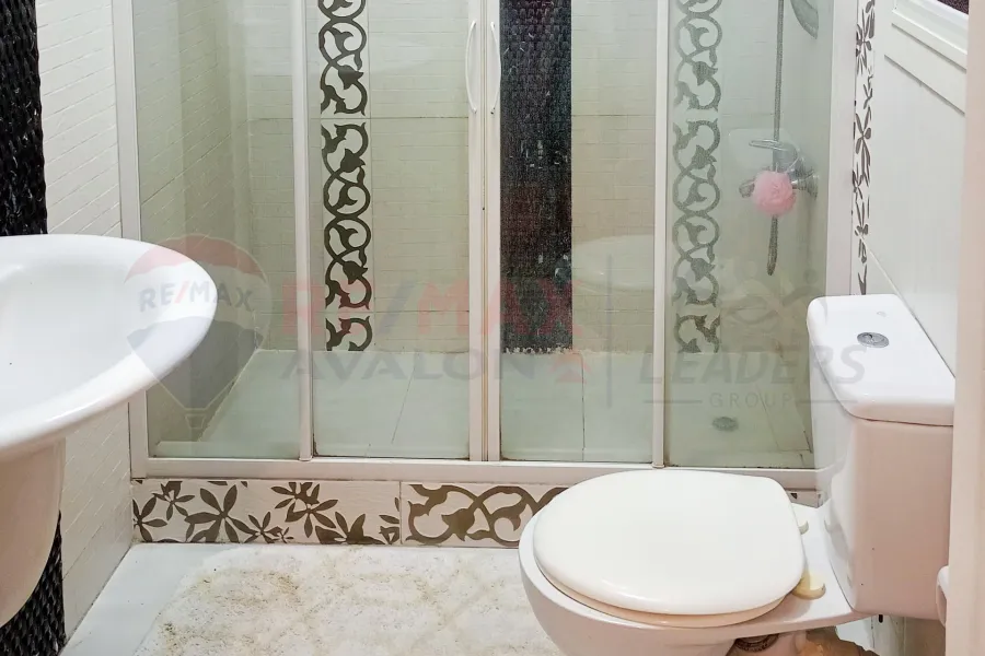 Furnished apartment for rent 140 m Kafr Abdo (Abdel Qader Ragab St.)