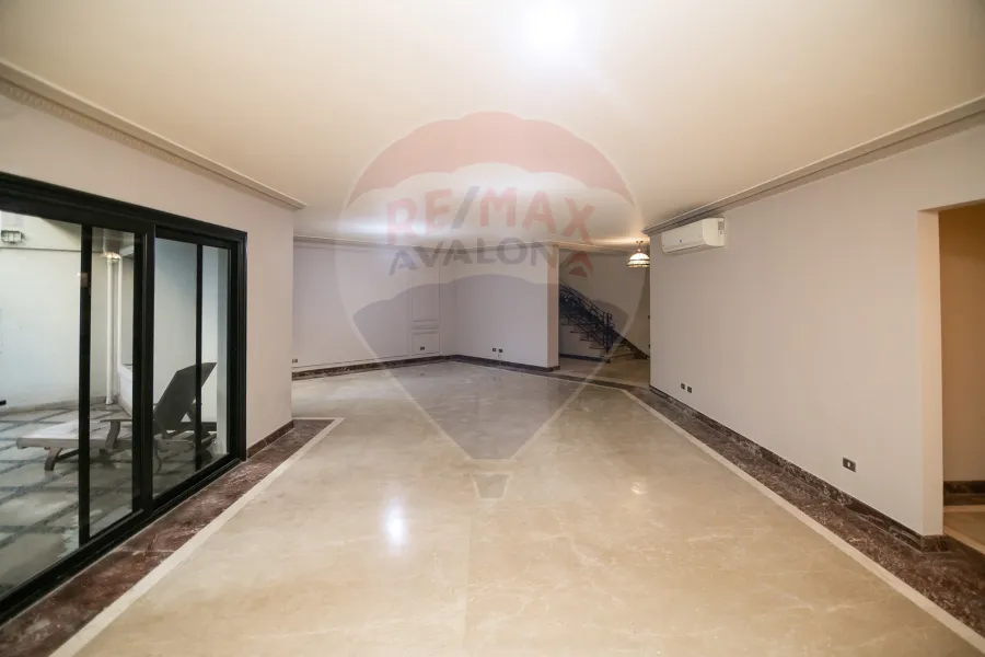 شقه دوبلكس للبيع 650 م كفر عبده (متفرع من ش كفر عبده - عماره براند