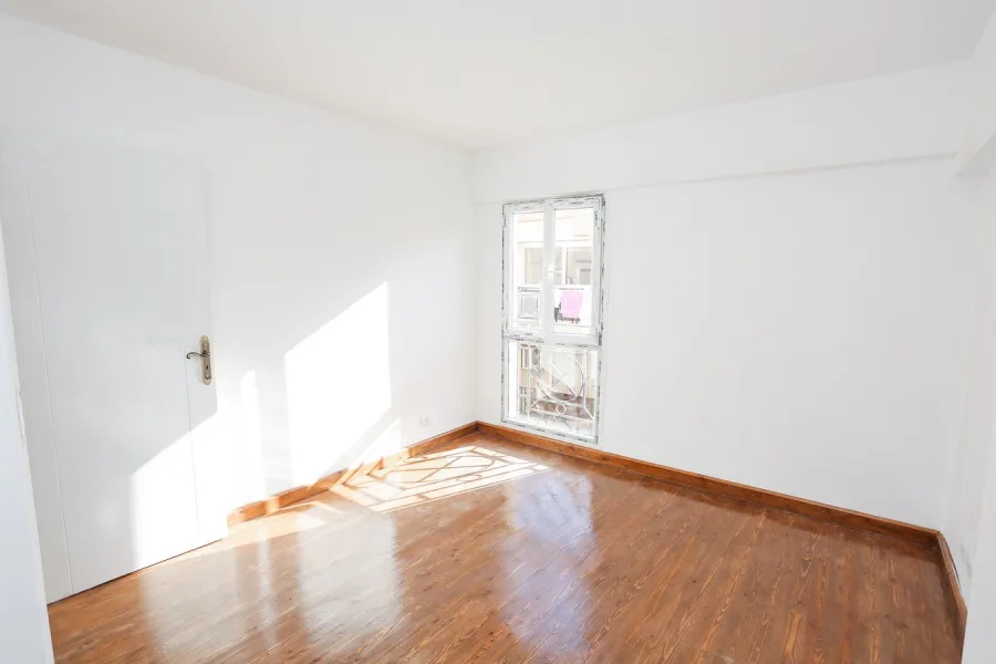 شقة للإيجار160م سموحة (كمبوند فيروزه سموحة)