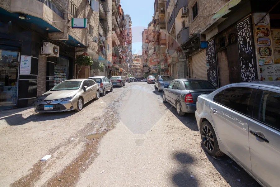 محل للبيع 15 م ميامي (ش اسكندر ابراهيم)