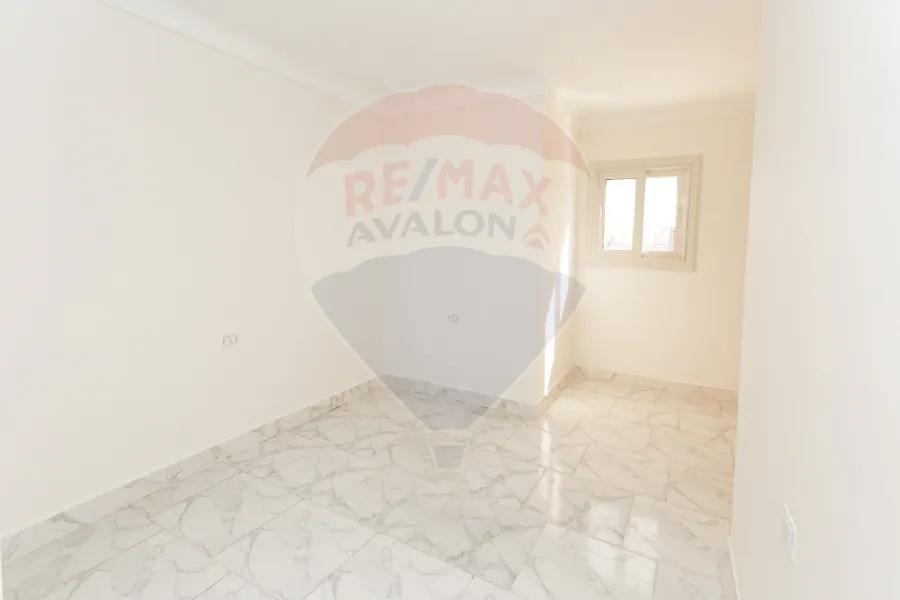 فيلا تاون هاوس للإيجار840 م الكينج مريوط (تقسيم البحر المتوسط)