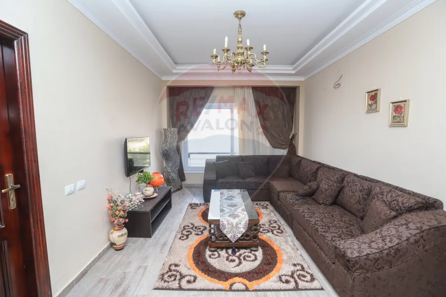 فيلا مسجلة للبيع 900 م كينج مريوط (امام استاد برج العرب)