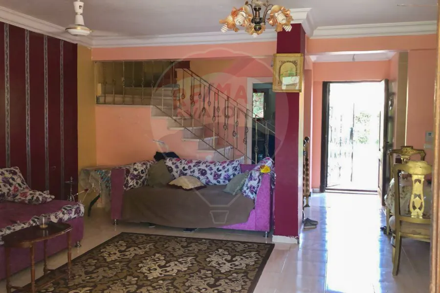 فيلا للبيع (مارسيليا بيتش 3) 245 م