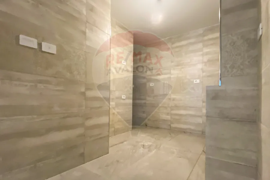 شقة للبيع (سكاي لاين) سموحة 169 م