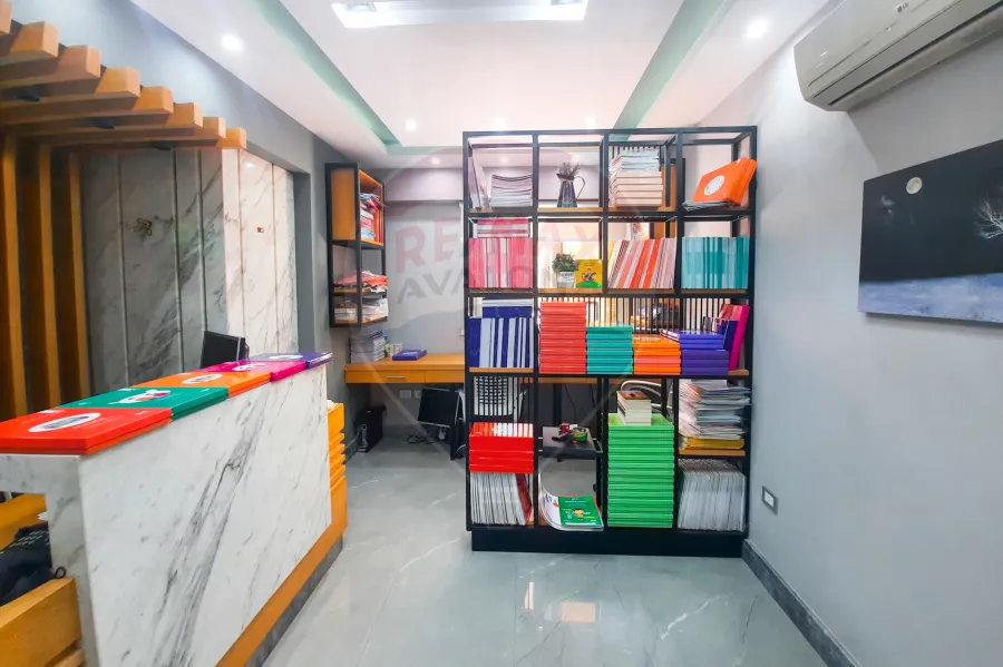 شقة إداري  للايجار 53 م لوران (ش شعراوي)