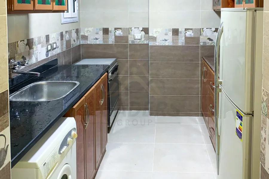 شقة للايجار المفروش 220 م سموحه (ش فوزي معاذ)