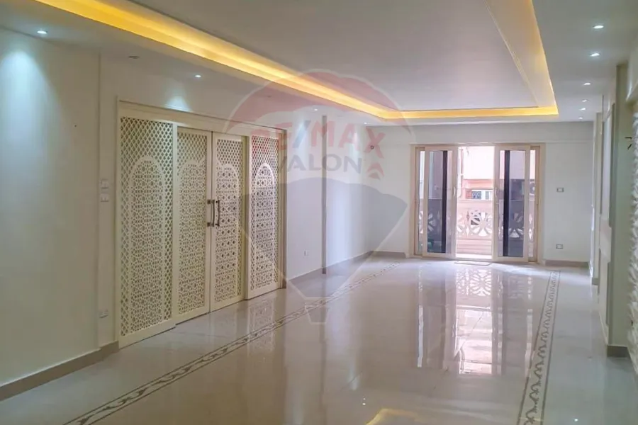 شقة للبيع 195 م وابور المياه (ش باستور)