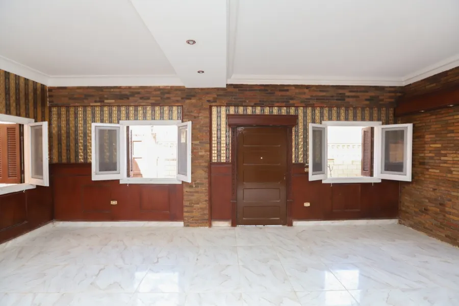 فيلا للبيع 320م الساحل الشمالى (قريه سلاح المهندسين بالقرب من من كارفور العروبه)