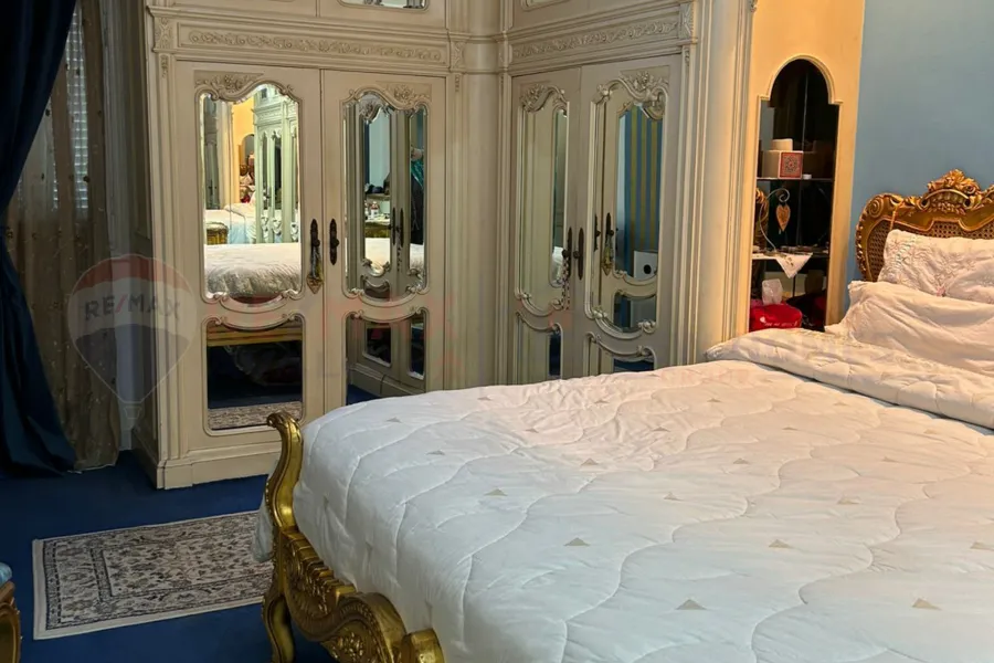 Apartment for sale 180 m Louran (Al-Iqbal St. directly on tram)