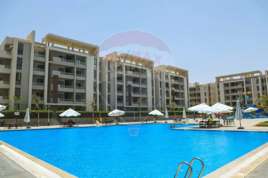 شاليه أرضي + حديقة للبيع الساحل (قرية جراند هيلز)