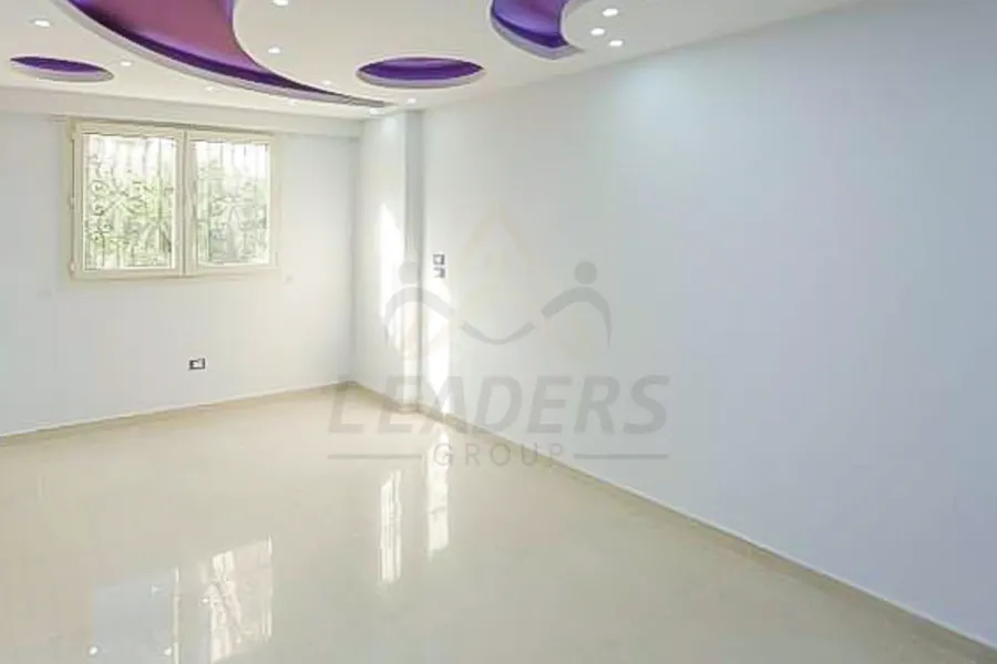 مكتب للايجار المفروش 200 م سموحه (خطوات من فوزي معاذ)