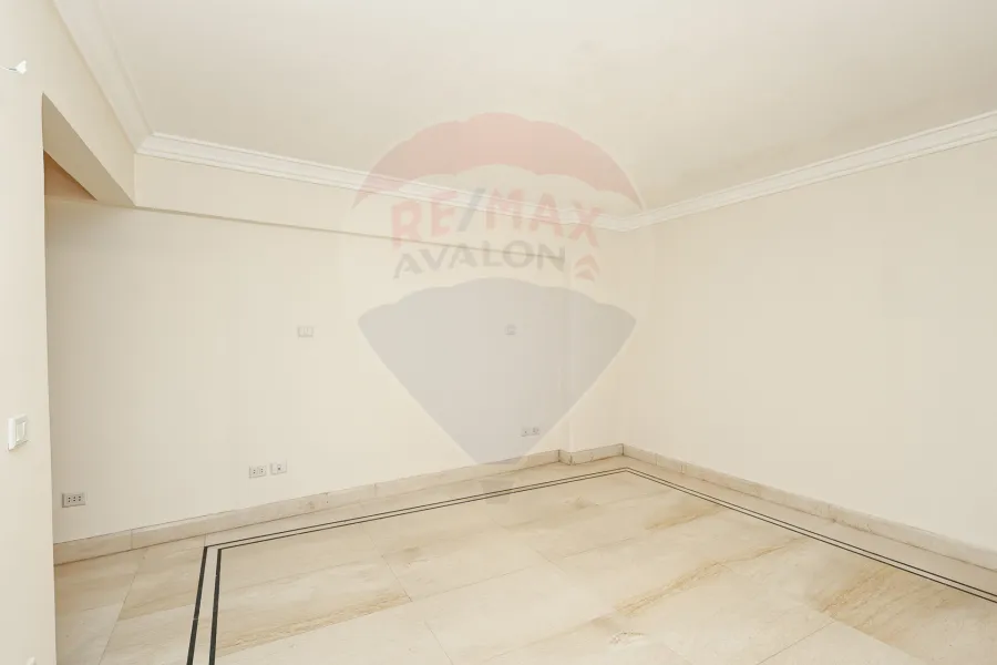 شقة للبيع لوران (ش إبراهيم نصير) 190 م