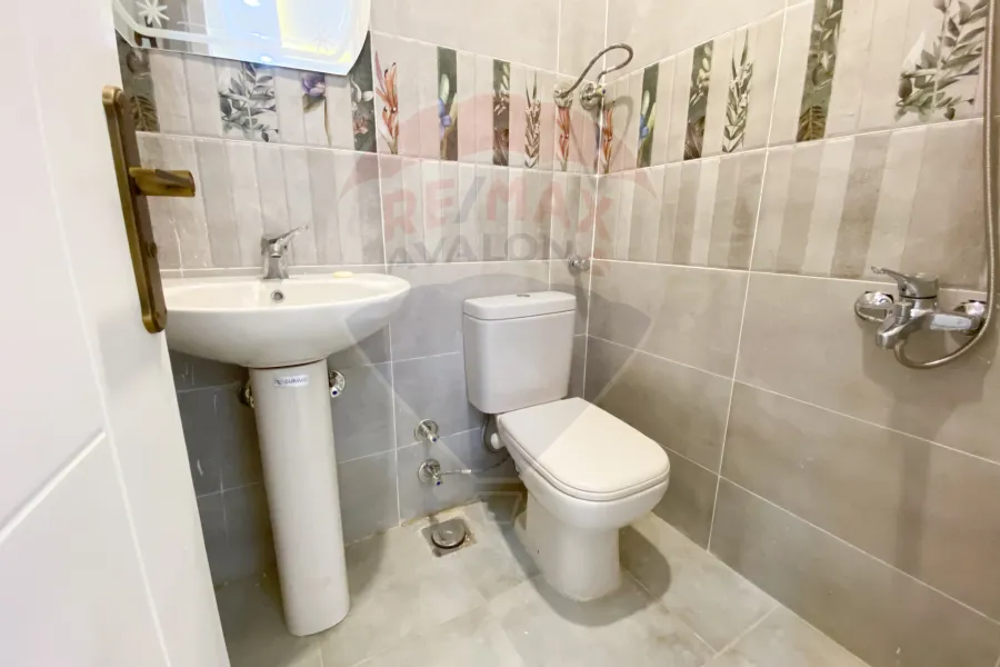 فيلا ستاند الون للبيع (سيدي كرير القوات المسلحة) 1,000 م