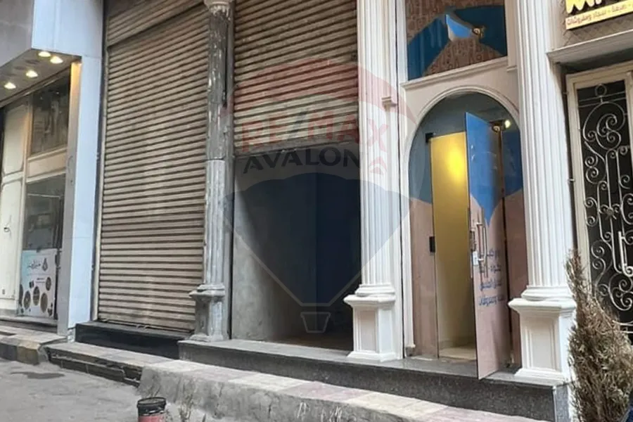 محل + ميزان للإيجار 100 م كامب شيزار (تاني نمره من ش بورسعيد )