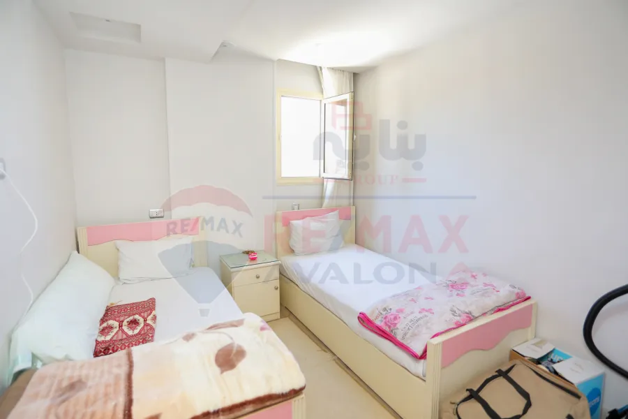 شقة للبيع 100 م سموحة (ش بهاء الدين الغتوري)