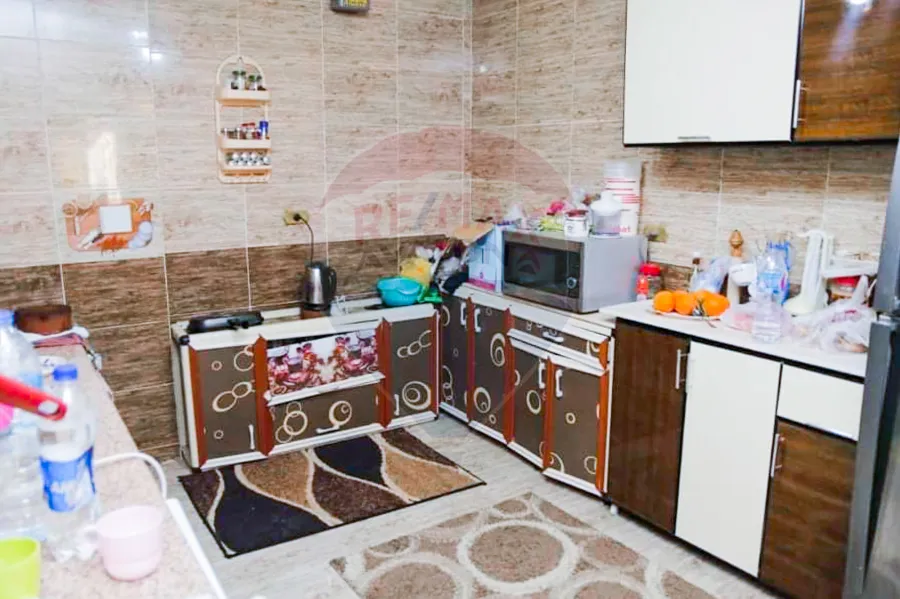 شقة للبيع 180 م ثروت (ش عبد المنعم الدليل)