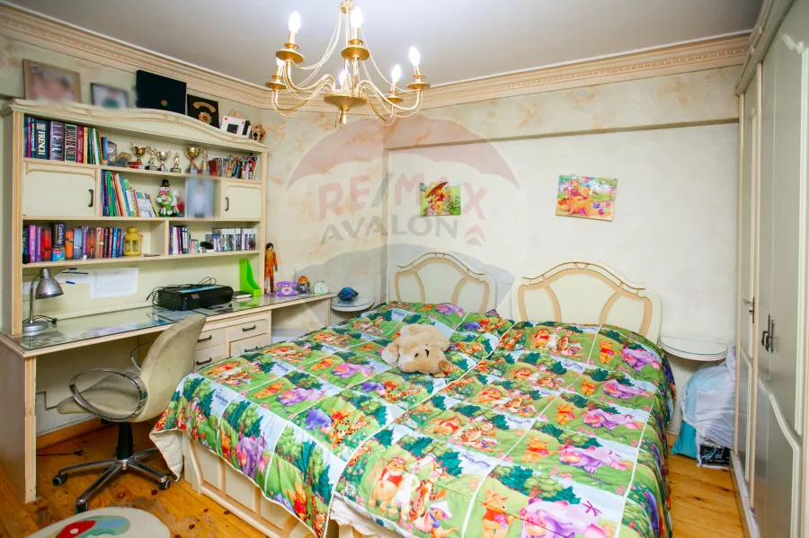 شقة للبيع 186 م  وابور المياه (ش جلال الدين الدسوقي)