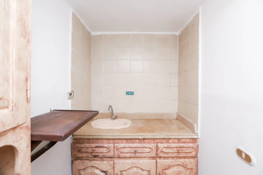 Pharmacy For Sale 30 m Myami (Faroq Abd EL Wahab St.)