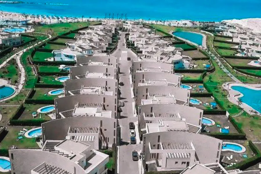 شاليه للبيع (مارسيليا بيتش 4) 95 م