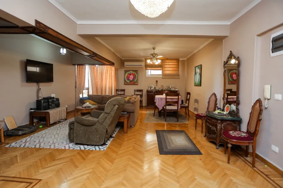 شقة للبيع 165م صافى كفر عبده (بجوار كونكريت)