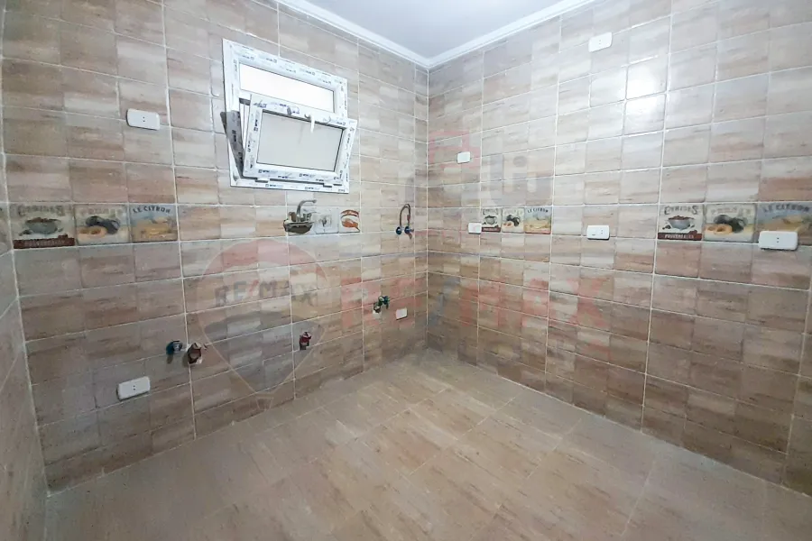 Apartment For Rent 200 m Smouha  (Ismail Sari st - Behind the Pharmacists Syndicate)
