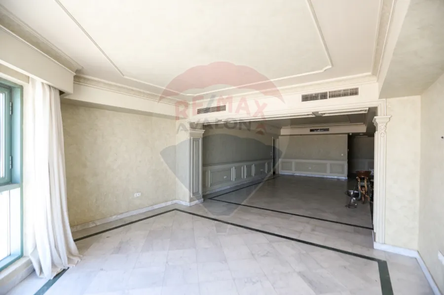 Apartment For Sale 264 m San Stefano (Four Seasons)