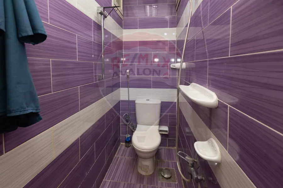 Adminstrative Apartment for sale 150 m Camp Shezar (Port Said St)