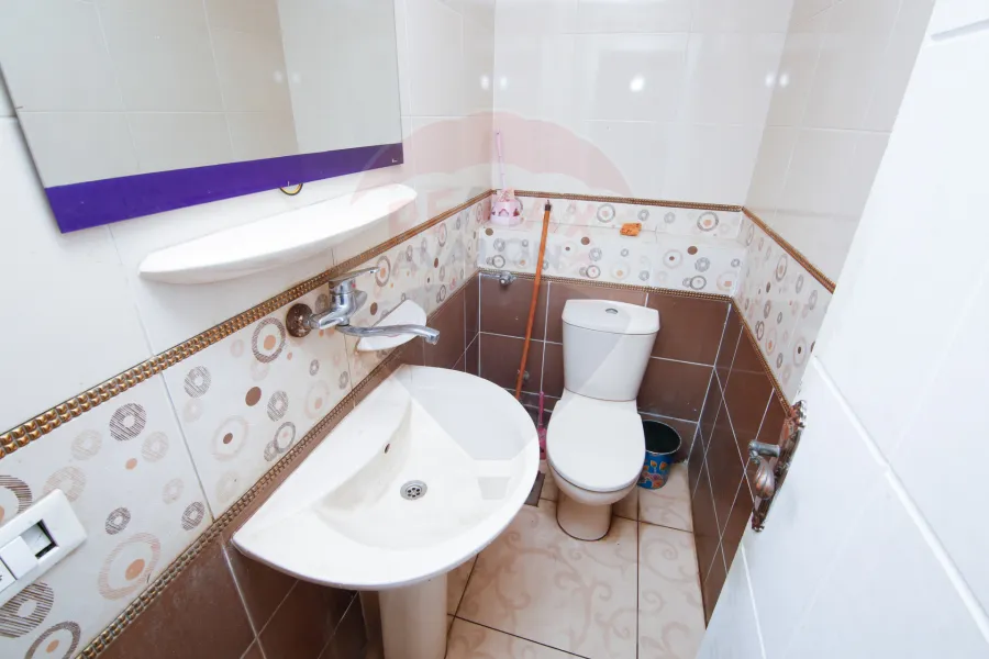 محل تجارى للبيع 2200 م السيوف (ش جميله بوحريد) - يصلح لجميع الأنشطة التجارية