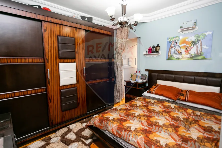 Apartment for sale 175 m Kafr Abdo (Steps from Kiroseiz Mall in front of Mostafa Kamel)