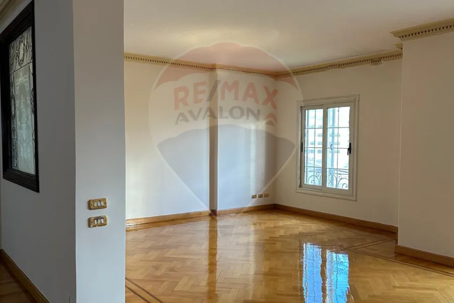 شقة للبيع 171 م سموحة (ابراج الشرطة)