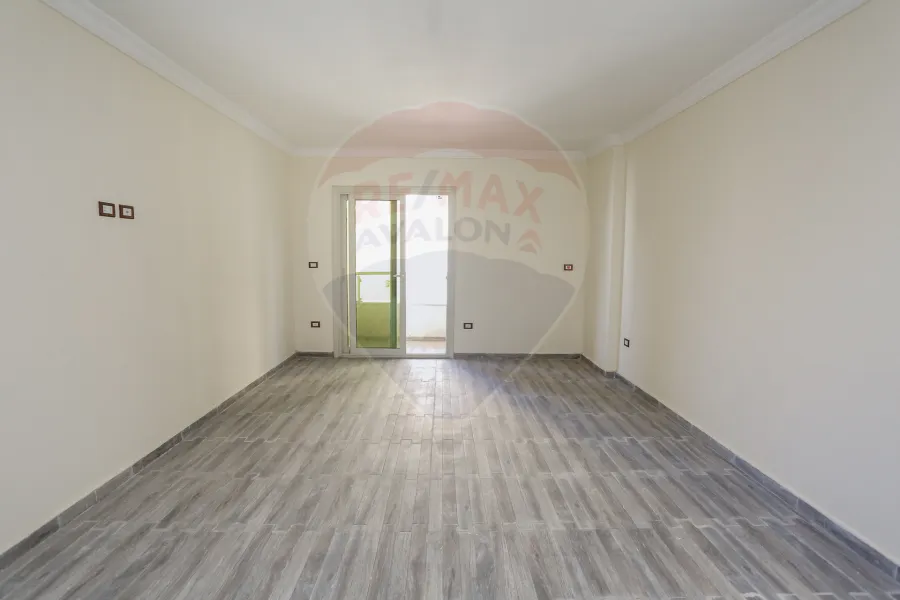 Apartment for sale 235 m Smouha (Kamal El Din Salah - next to Women&amp;amp;amp;#039;s Hospital)