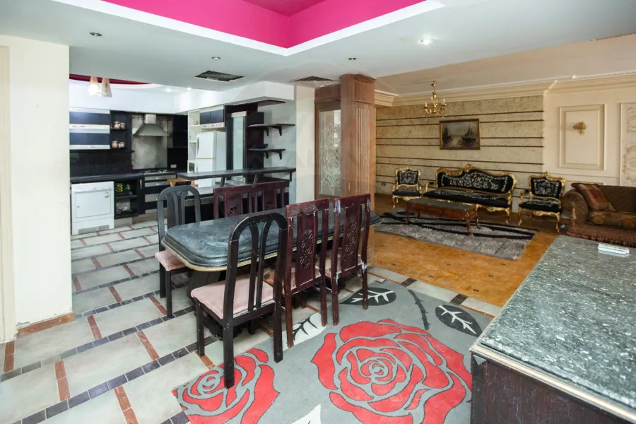 شقة للبيع 196 م سموحة (زايد ريزيدانس)