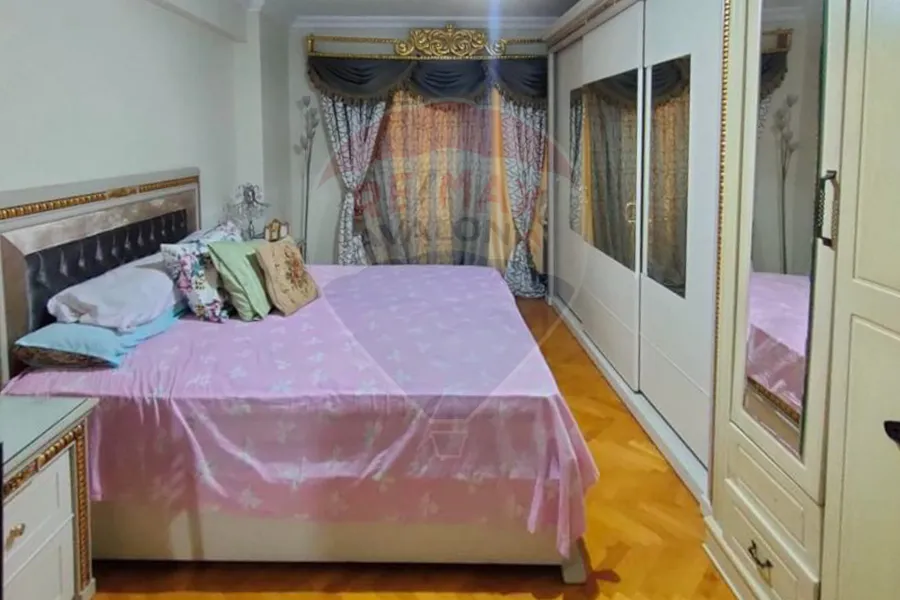 شقه للبيع 215 م سموحة (بيتك في النادي)