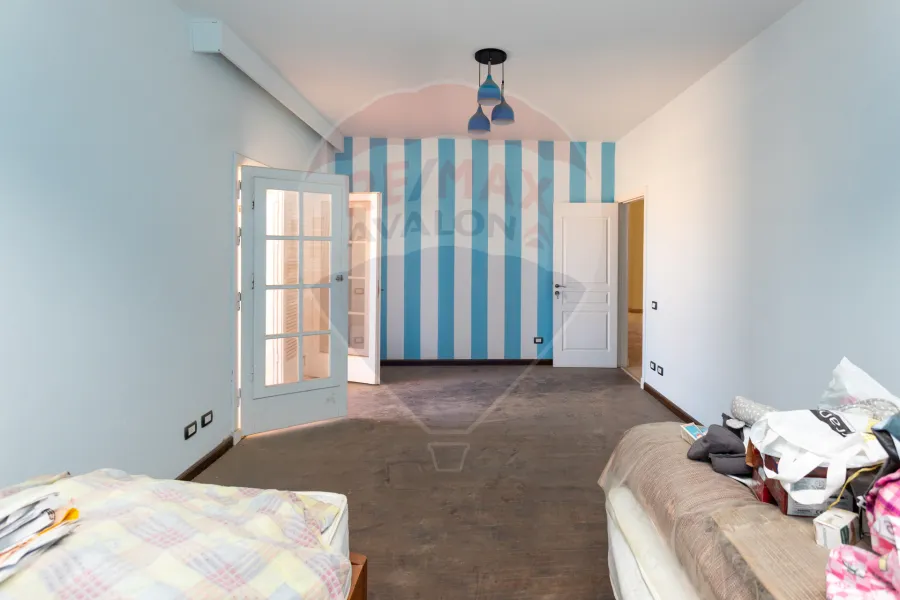 فيلا ستاند الون للبيع 855 م كينج مريوط (برج العرب)