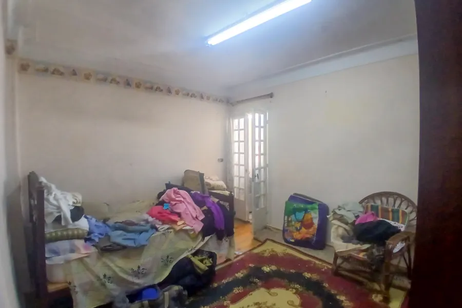 شقة للبيع 130 م سبورتنج (علي الترام - ش  شهاب الدين أبو السنون )