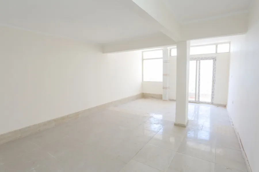 Apartment For Sale 200m Sporting (Luxour St.)