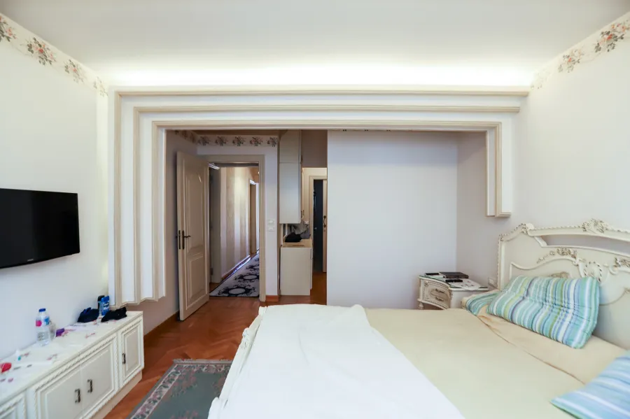 شقة دوبلكس للبيع 365 م سموحة (خطوات من ش فوزى معاذ)