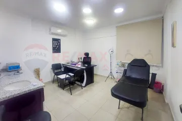 مقر اداري للإيجار 140 م جناكليس (ش ابو قير)